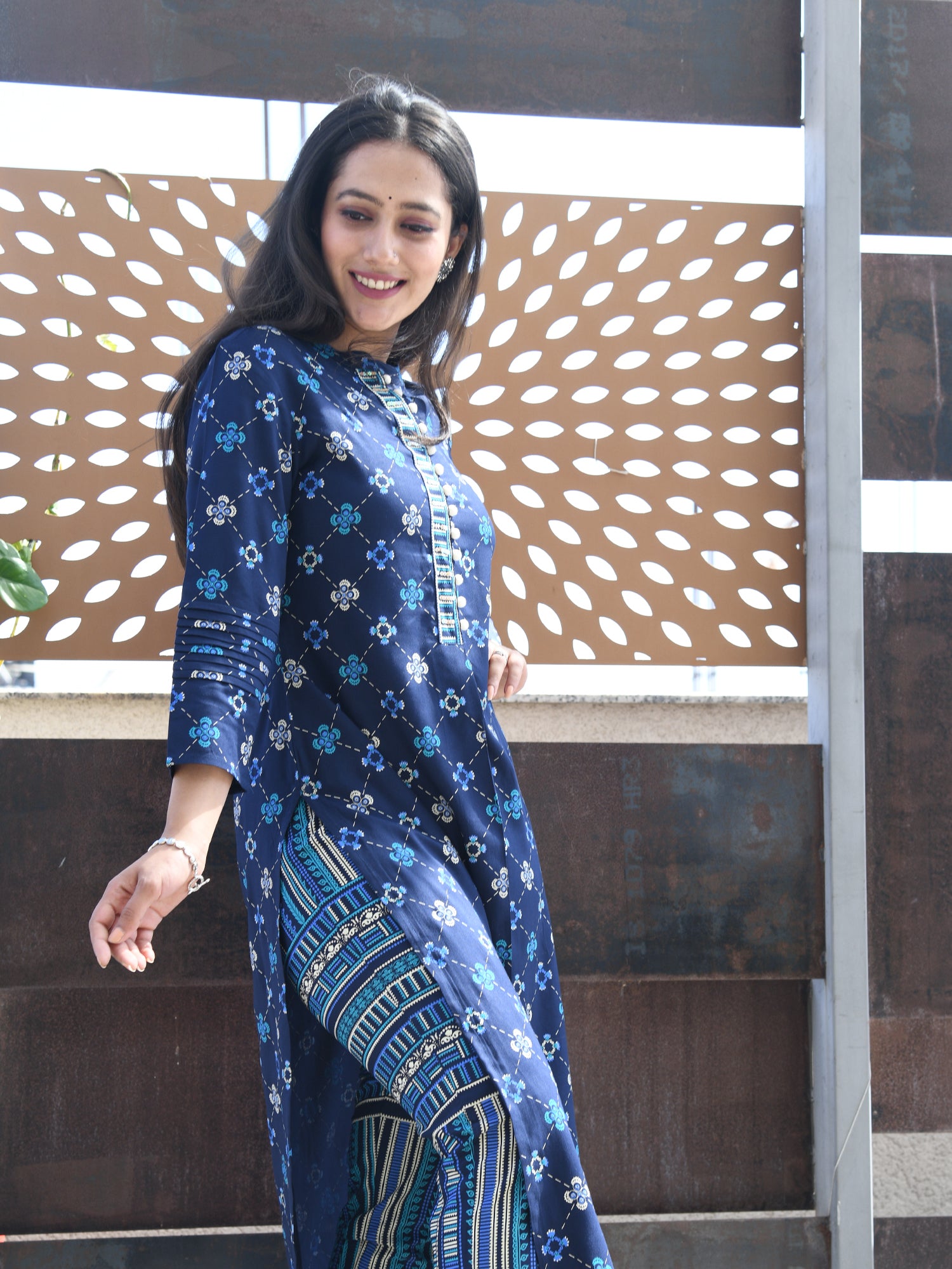 AAHELI BLUE PRINTED HANDWORK KURTA WITH PANT SET