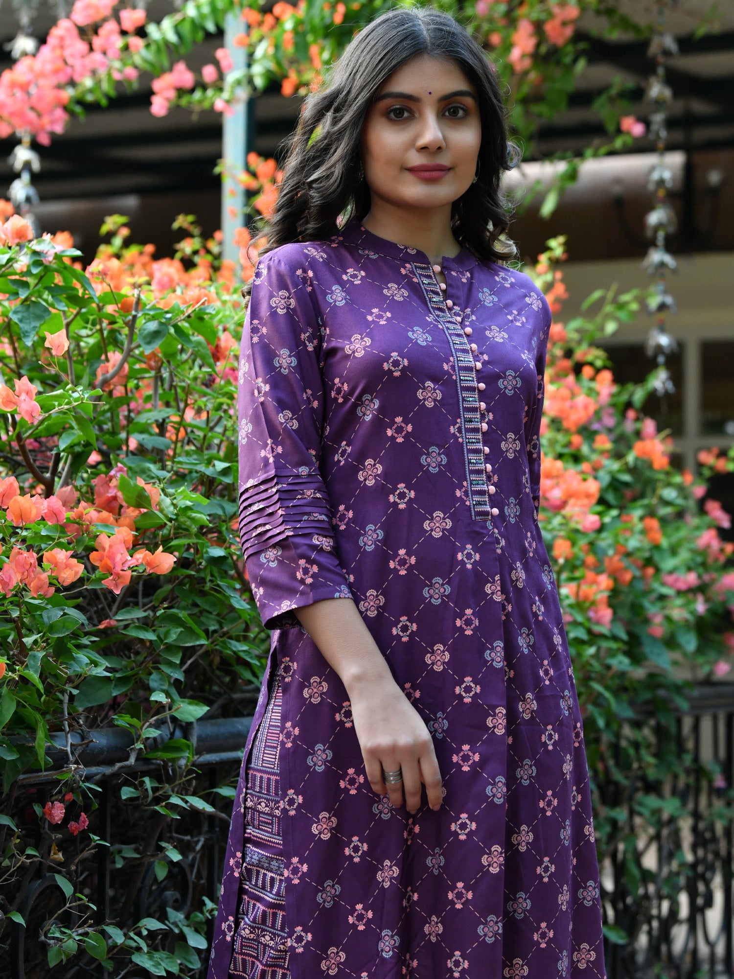 AAHELI PURPLE PRINTED HANDWORK KURTA WITH PANT SET