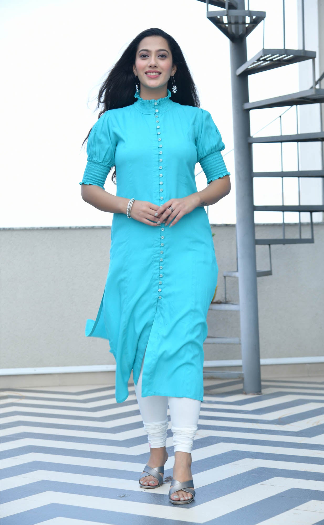 AAHELI DHVIJA SMOCKED-BUTTONED KURTA