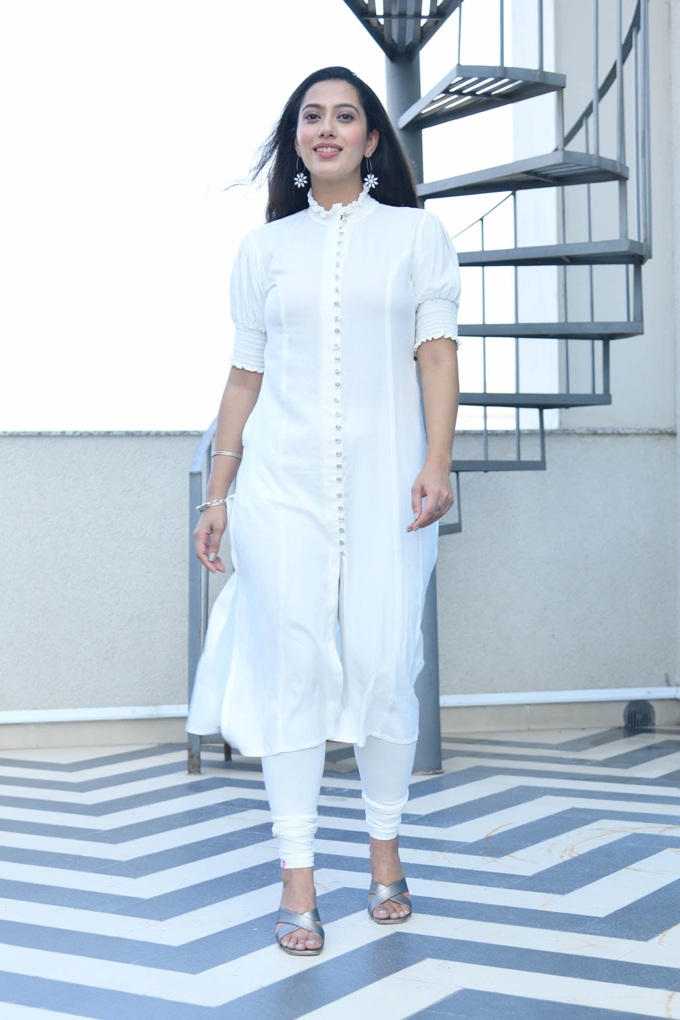 AAHELI AYRA SMOCKED-BUTTONED KURTA