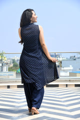 AAHELI KASHISH FUSION SHRUG SET