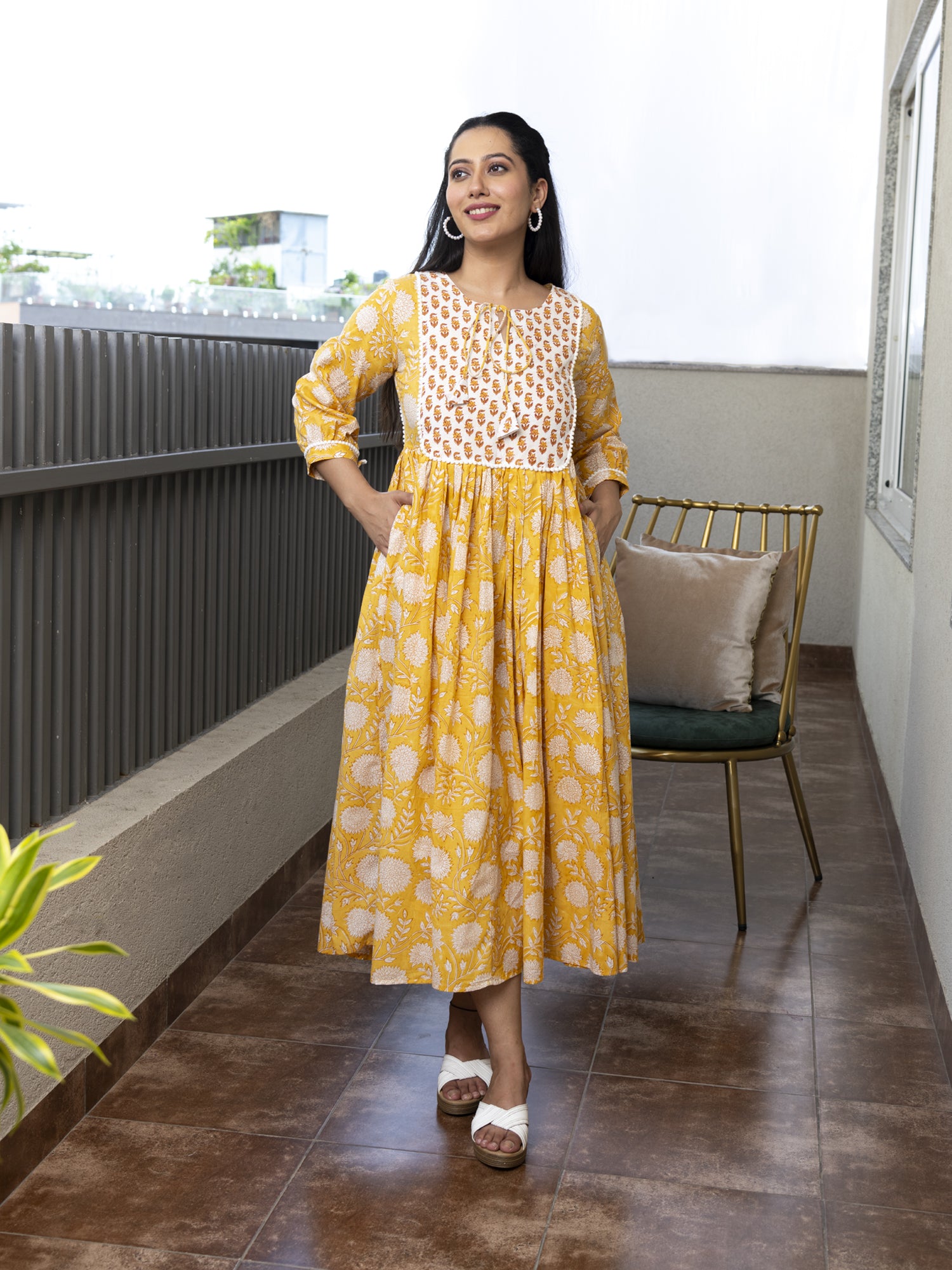 AAHELI ARUNIMA FLORAL BLOCK PRINTED DRESS