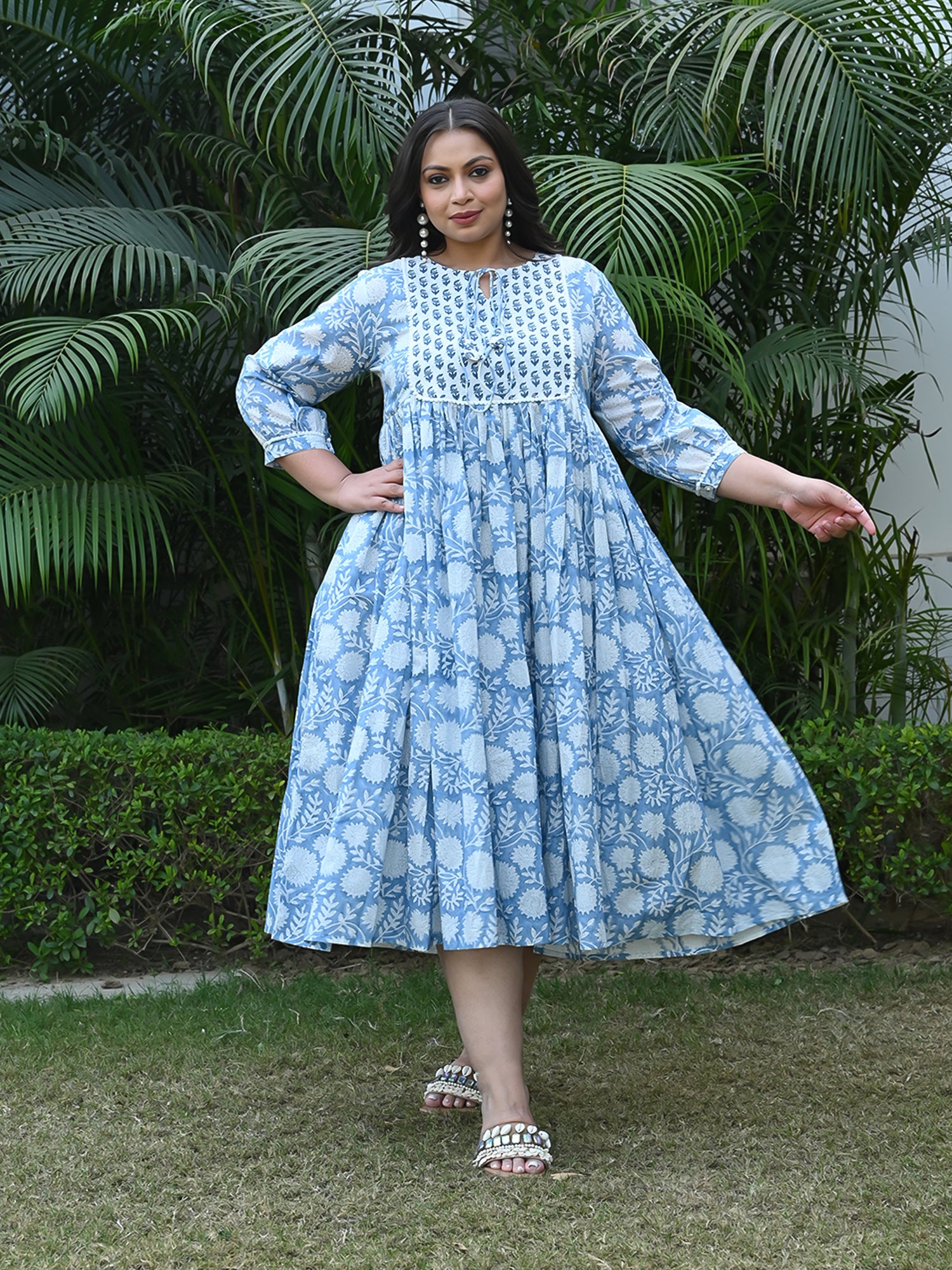 AAHELI NIVYA FLORAL BLOCK PRINTED DRESS