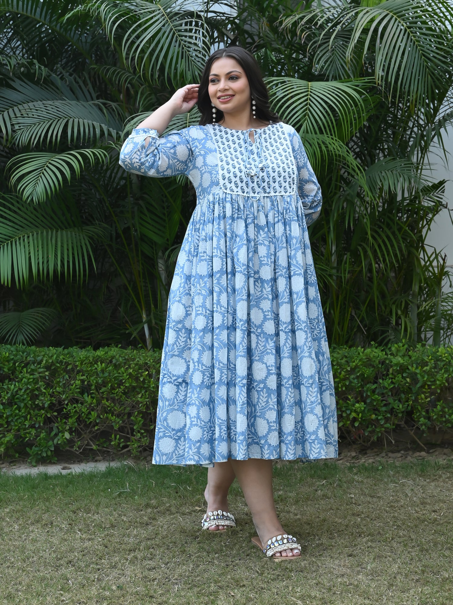 AAHELI NIVYA FLORAL BLOCK PRINTED DRESS