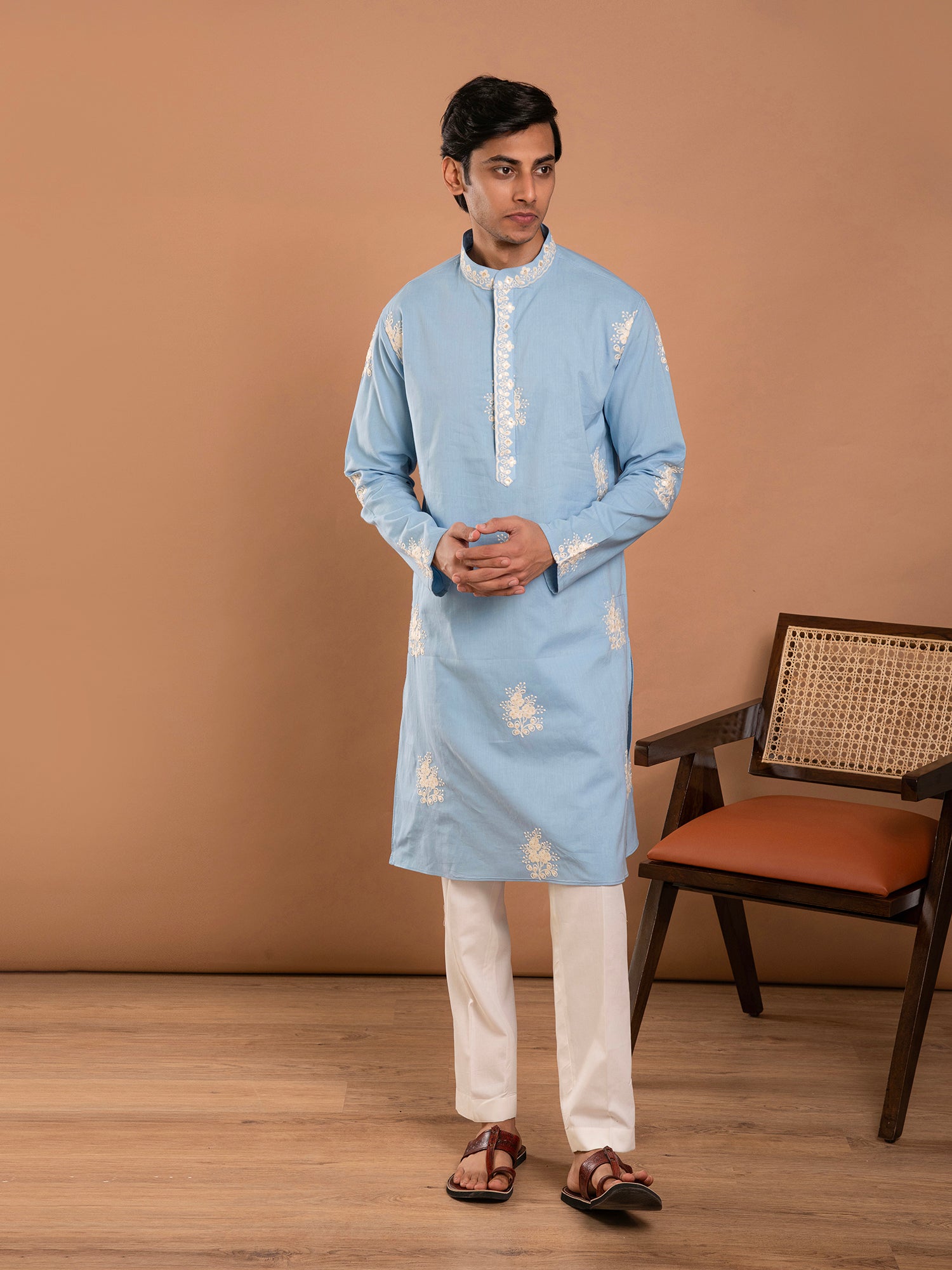 AAHELI JAHAN BLUE COTTON EMBROIDERED KURTA-PANT SET