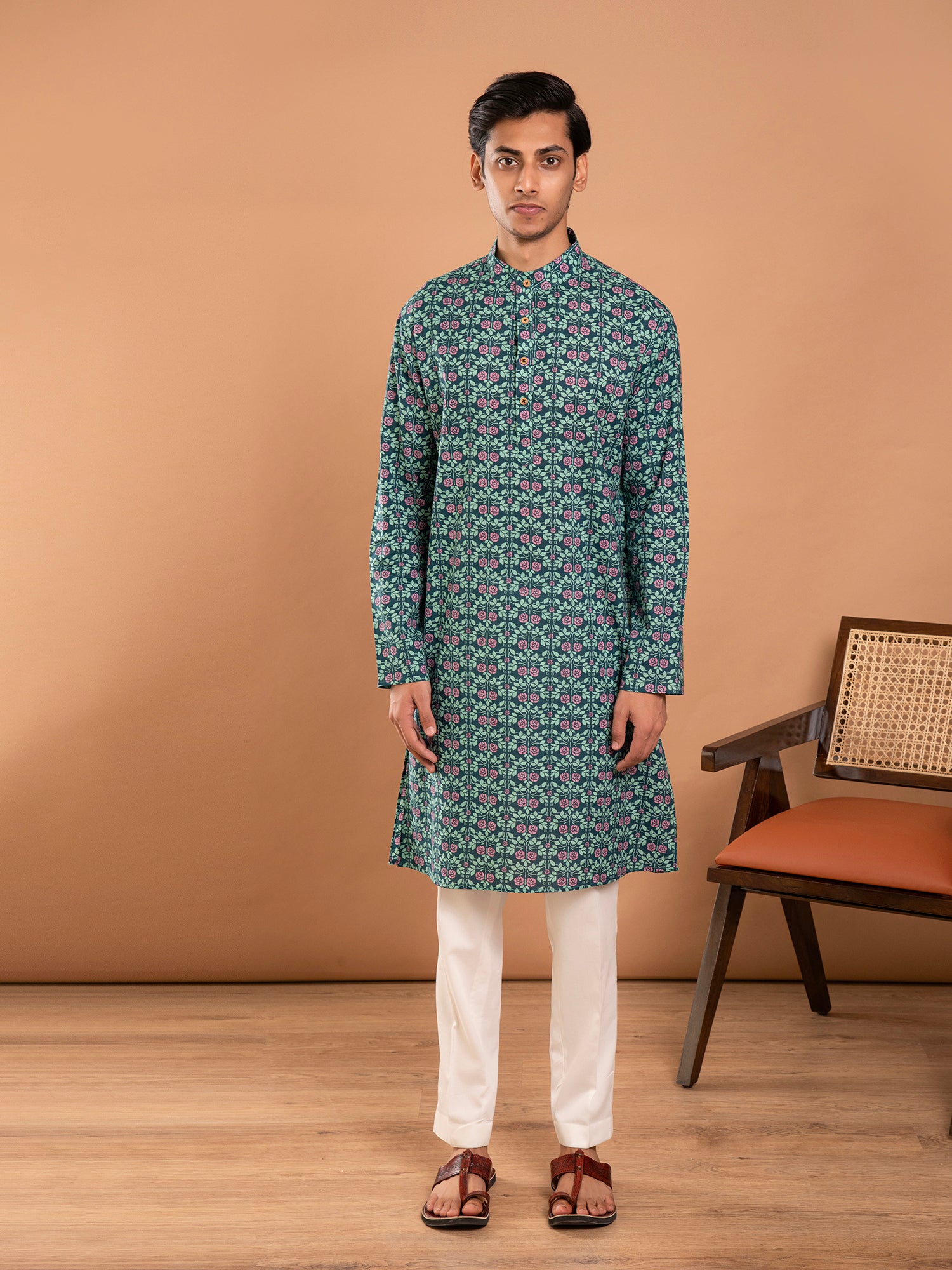 AAHELI AYAAN FLORAL JAAL HAND BLOCK PRINTED KURTA-PANT SET