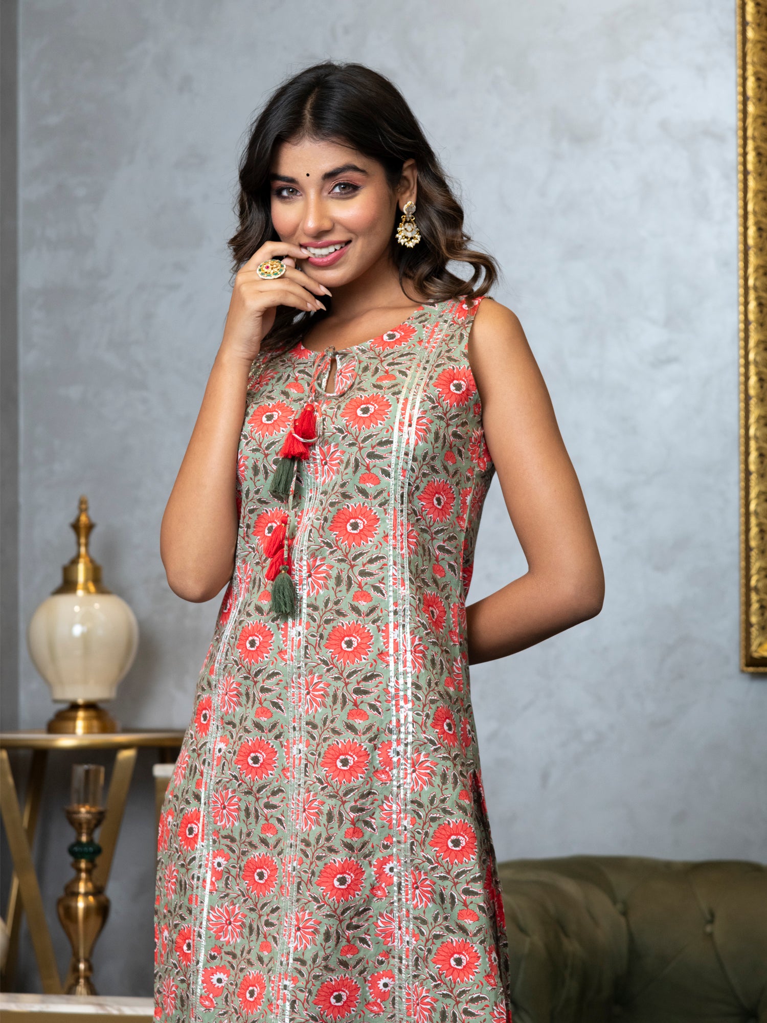AANYA FLORAL PRINTED KURTI & SHARARA SET