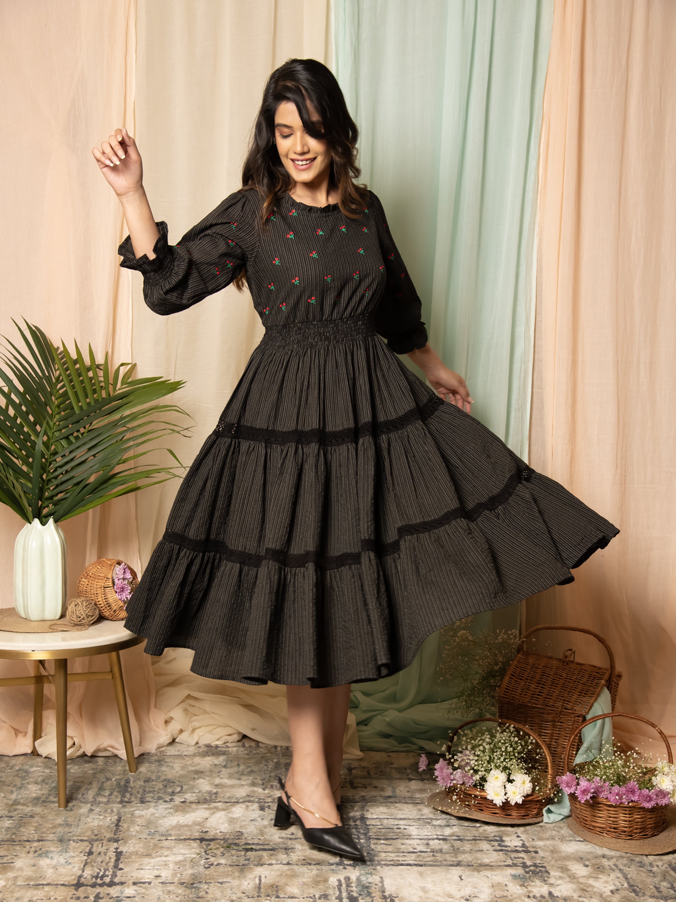 AAHELI RADIANT MEADOWS BLACK COTTON KANTHA TIERED DRESS