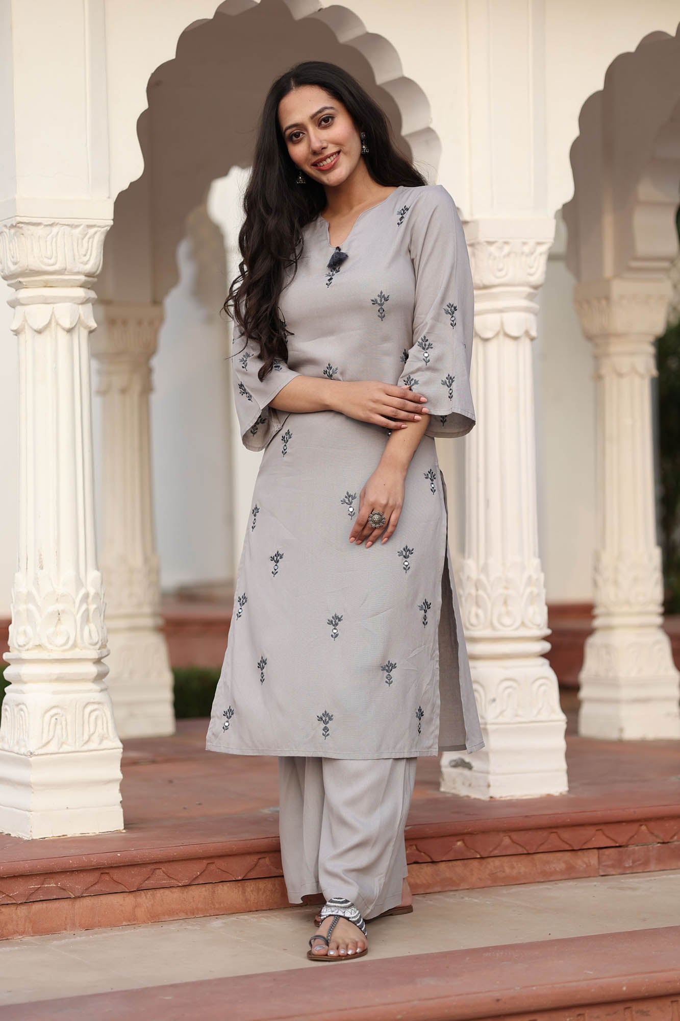 AARADHYA GREY KURTA-PLAZZO SET