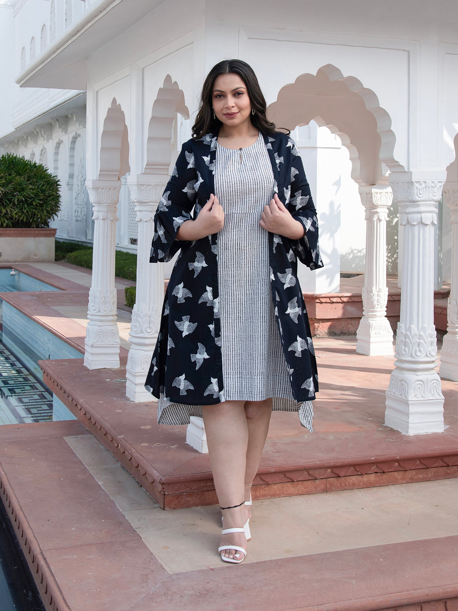 AAHELI KIERA BLACK INNER & JACKET SET