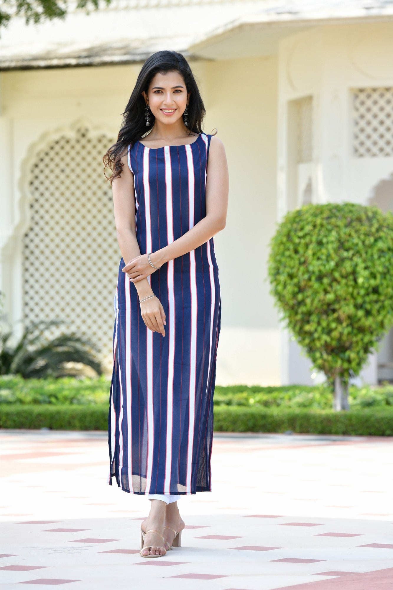ISLA STRIPPED GEORGETTE KURTI | Relove