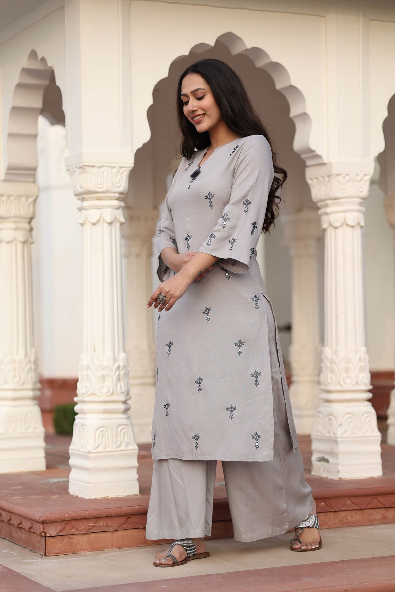 AARADHYA GREY KURTA-PLAZZO SET