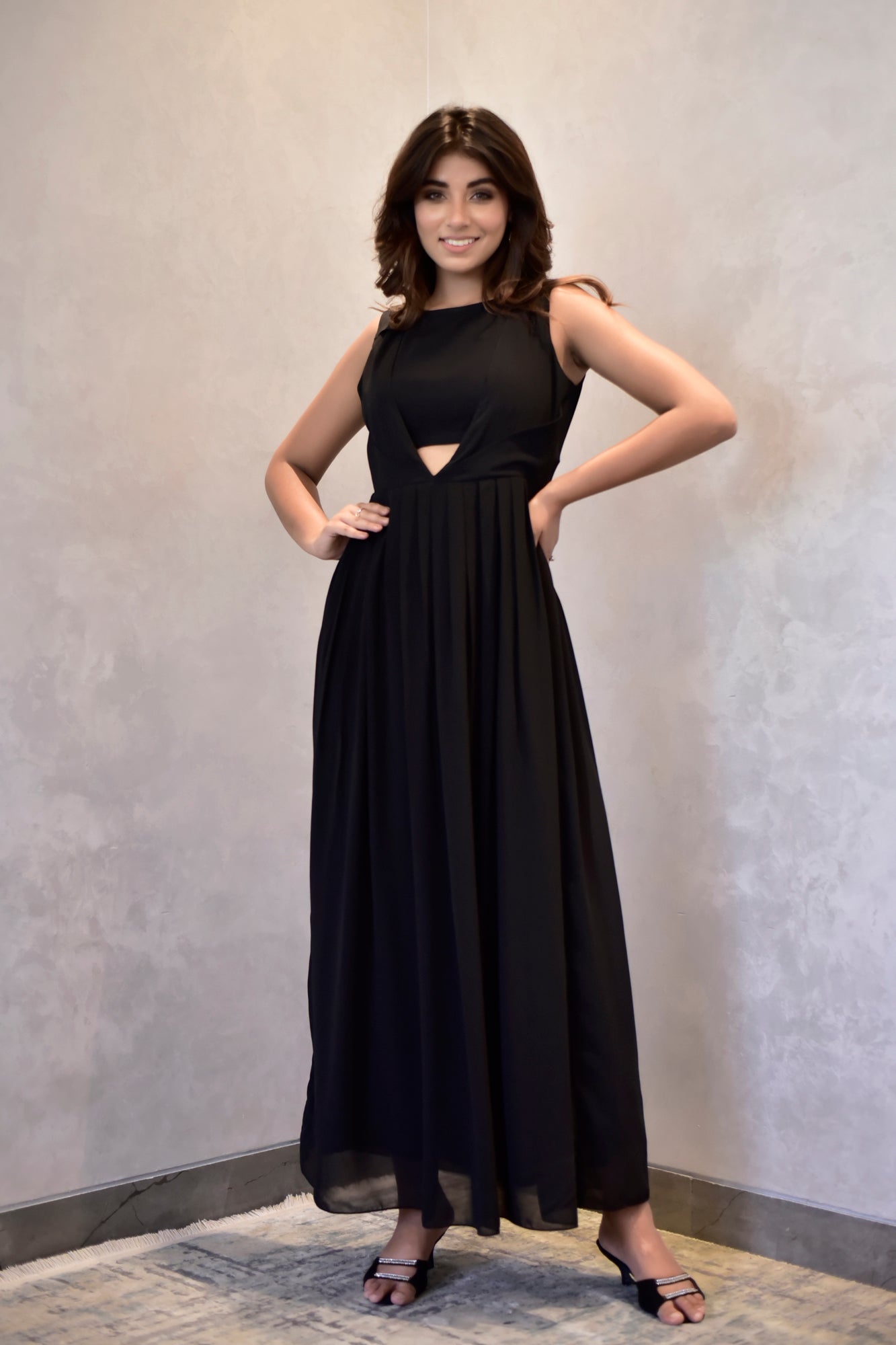 RIVA BLACK PLEATED DRESS
